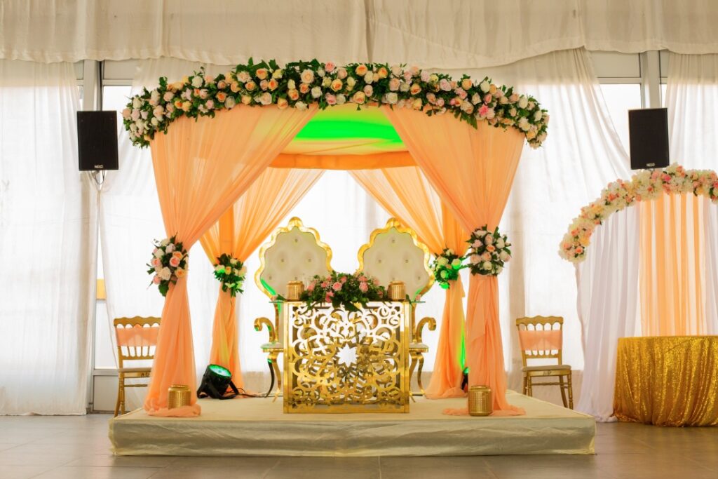 décoration de mariage jaune or - TTYES